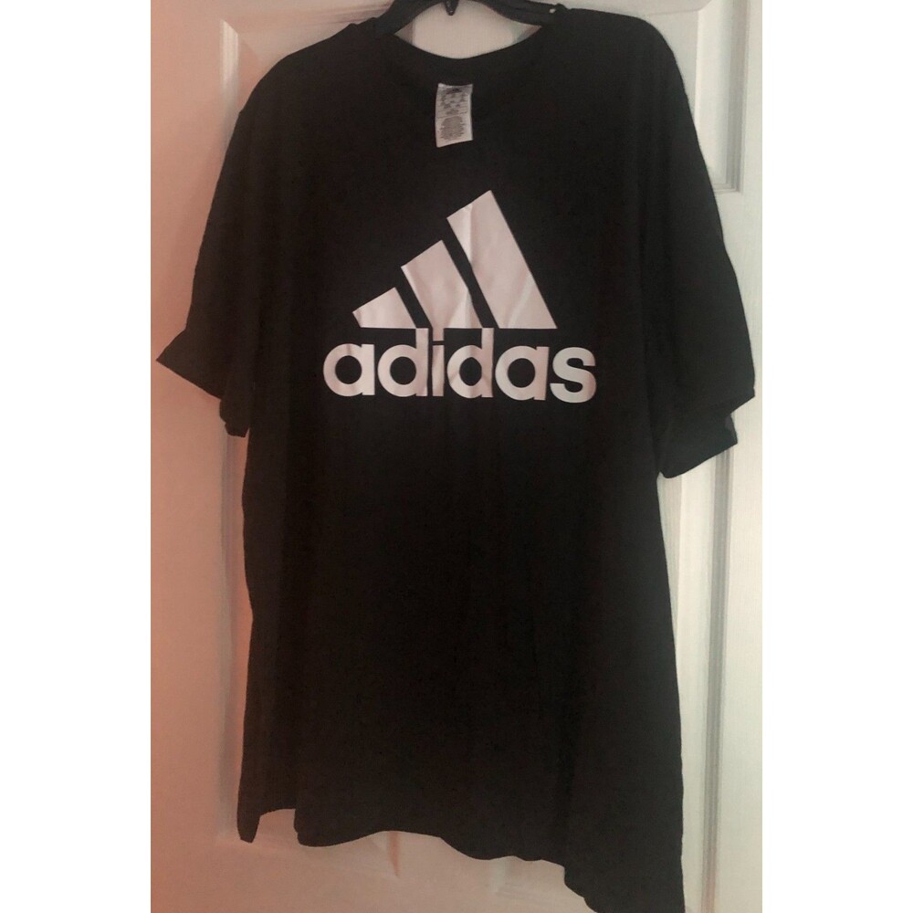 Men's Adidas T-Shirt Size 2XL NWT B4